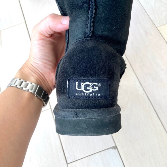 UGG Classic Tall Boots - Black - Size 36 - Picture 5 of 16